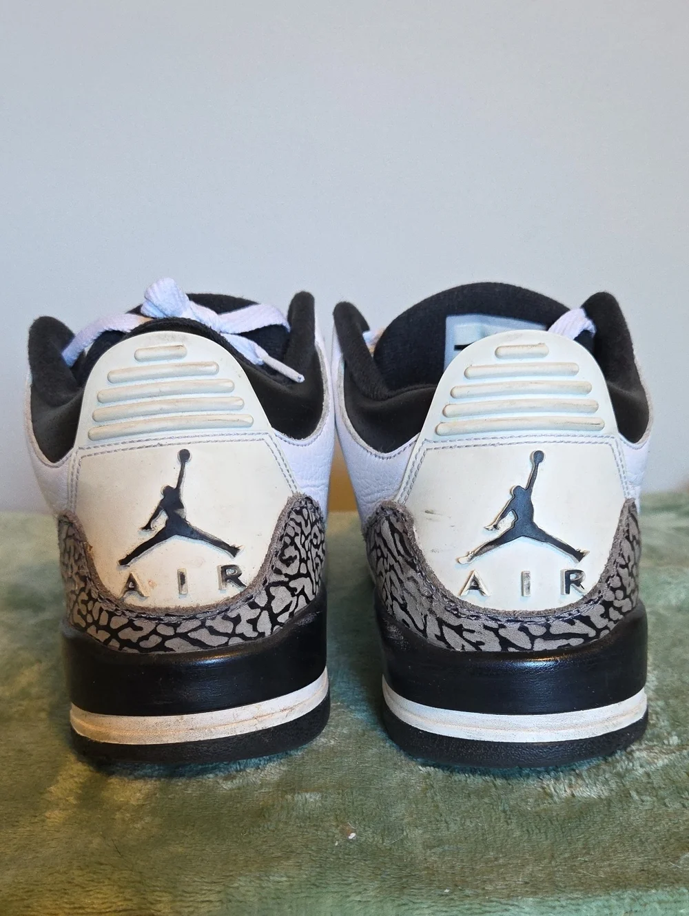 NIKE Air Jordan 3 Retro 'Infrared'